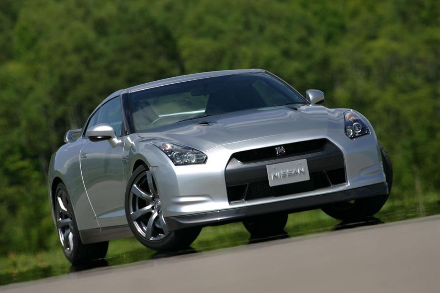  Nissan GT-R 2008 года  (US) (фото 1 из 52)